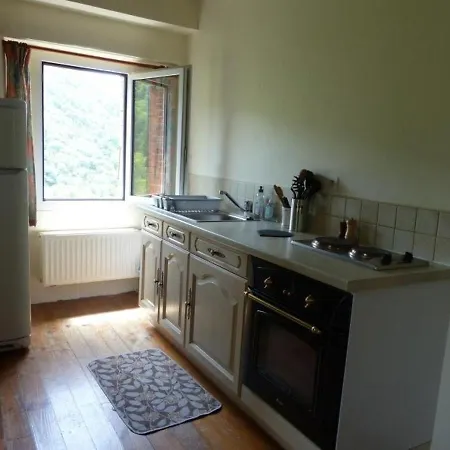 House La Bergerie De Bouyrols Tatil Evi